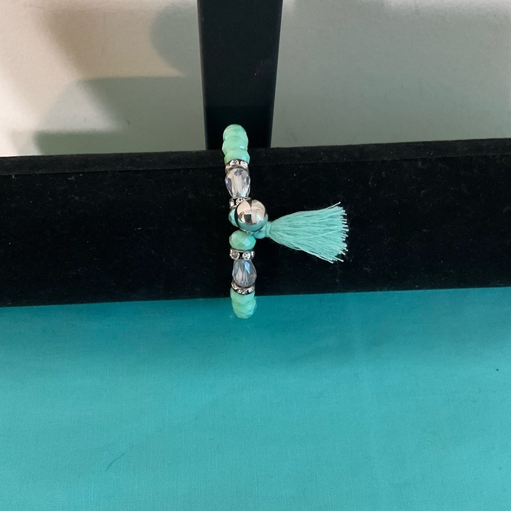 Chic Silver and Aqua Beaded Bracelet with Fringe Accent